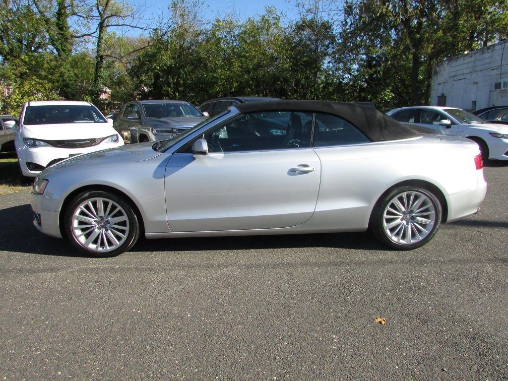 Audi A5 2dr Cabriolet Auto quattro 2.0T Premium Plus 2012