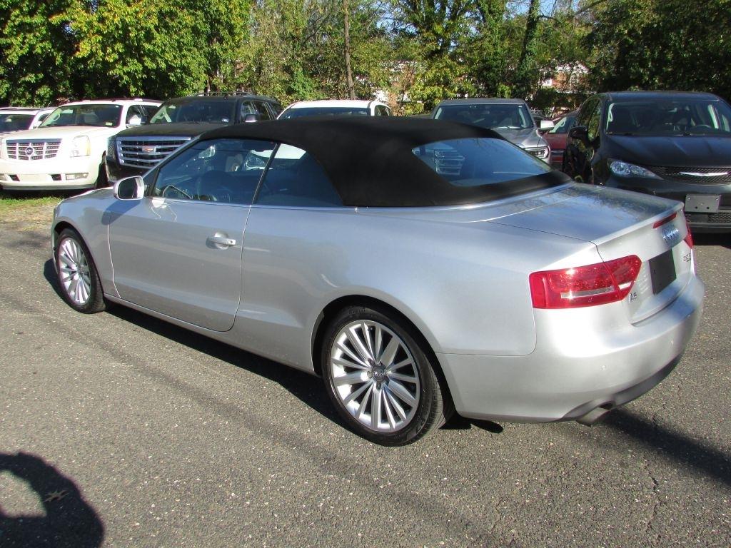 Audi A5 2dr Cabriolet Auto quattro 2.0T Premium Plus 2012