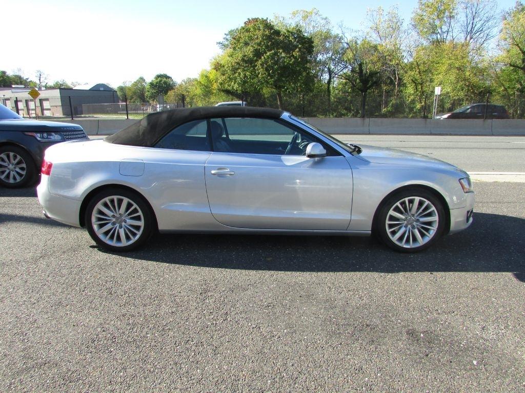 Audi A5 2dr Cabriolet Auto quattro 2.0T Premium Plus 2012