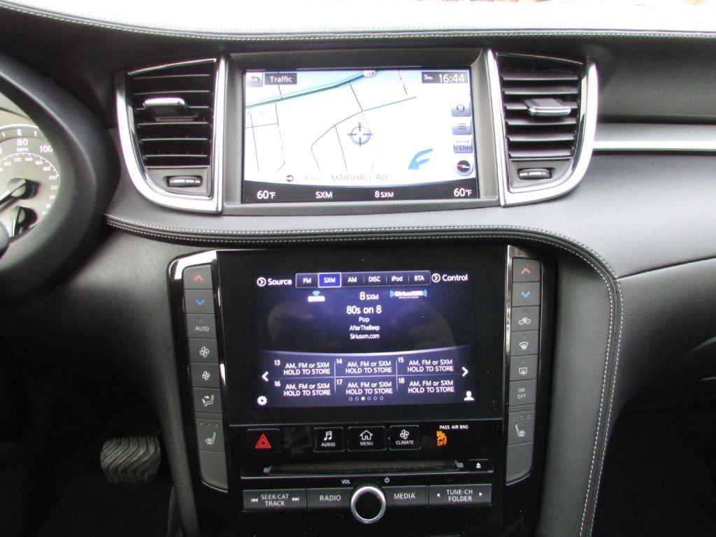 Infiniti QX50 LUXE AWD 2019