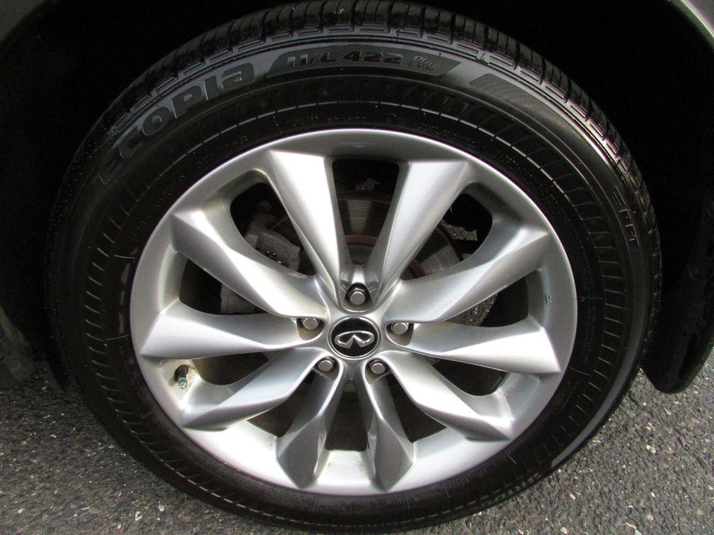 Infiniti QX50 LUXE AWD 2019