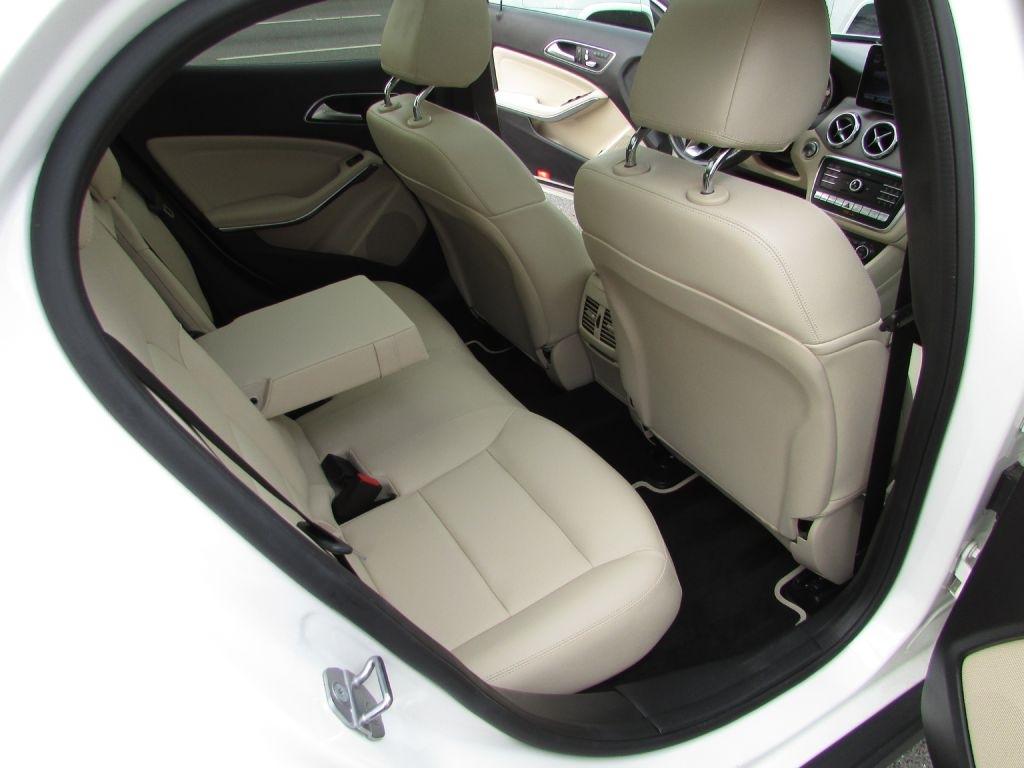 Mercedes-Benz GLA GLA 250 4MATIC SUV 2019