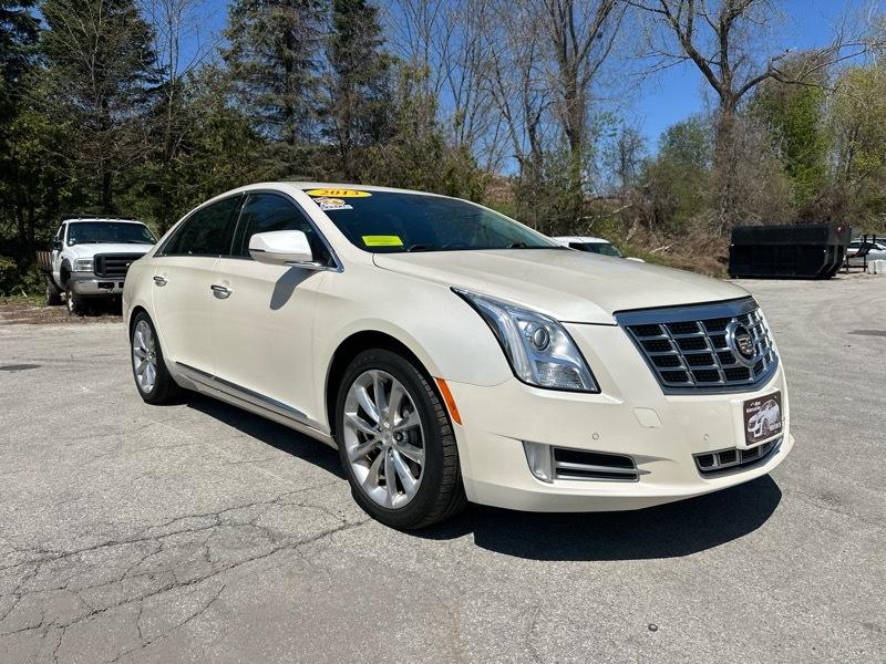 Cadillac XTS Luxury 2013
