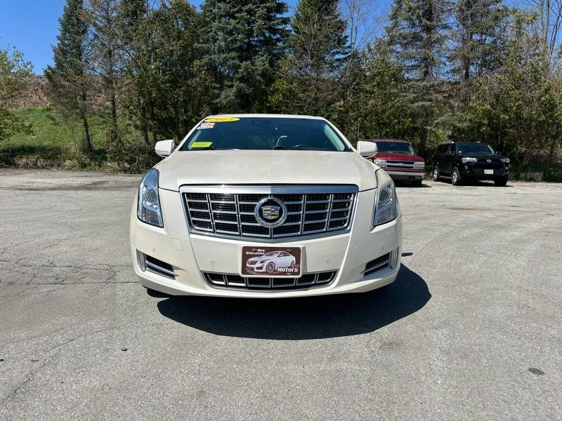 Cadillac XTS Luxury 2013