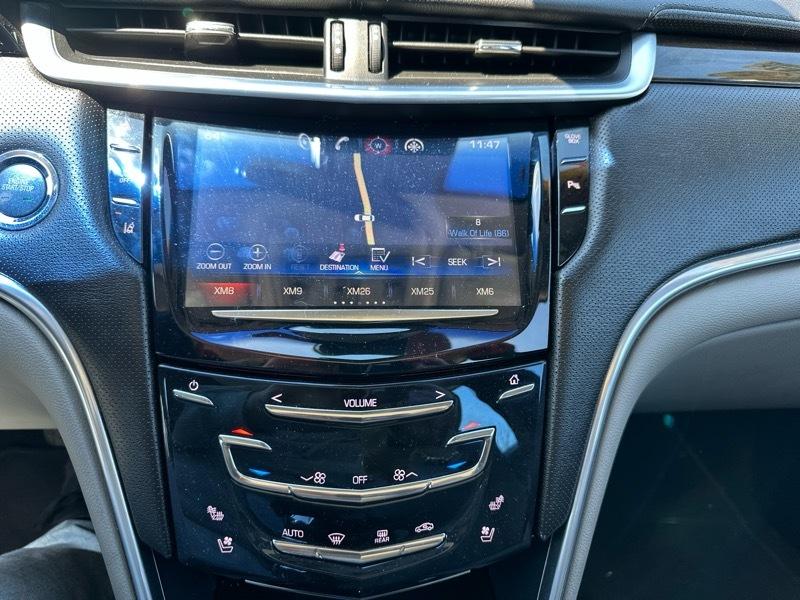 Cadillac XTS Luxury 2013