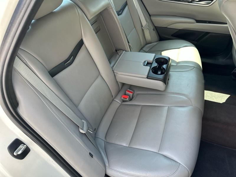 Cadillac XTS Luxury 2013