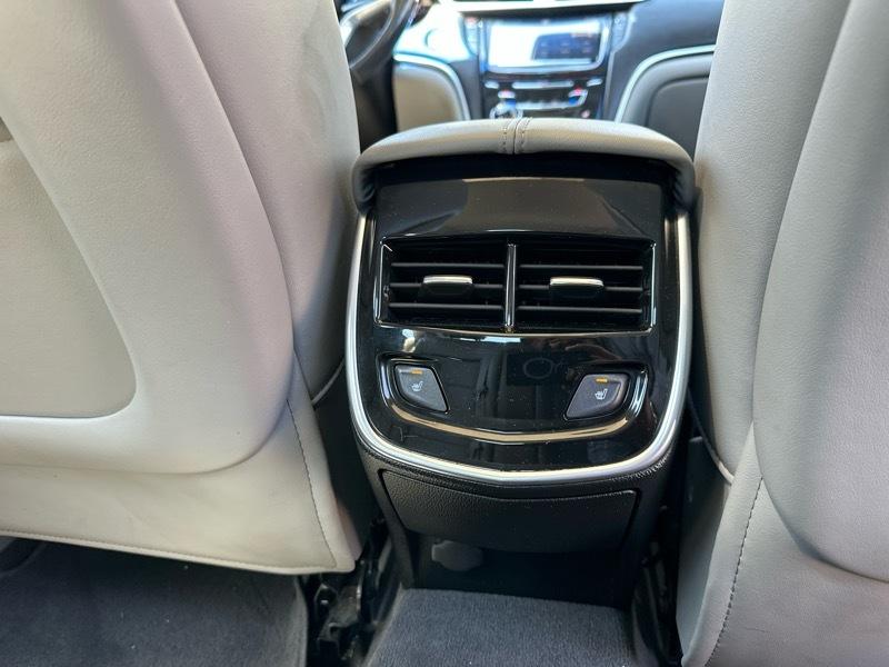 Cadillac XTS Luxury 2013