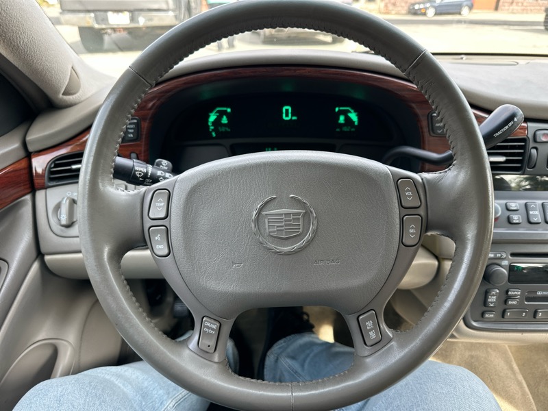 Cadillac DeVille Sedan 2002 Cadillac DeVille Sedan 2002