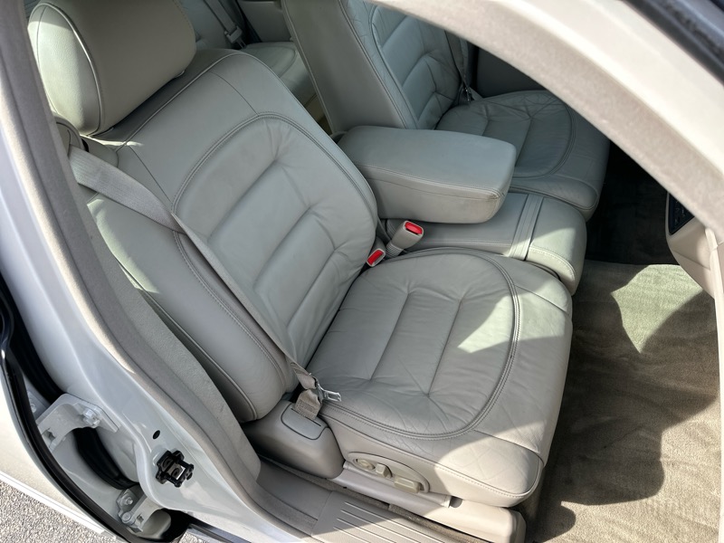 Cadillac DeVille Sedan 2002 Cadillac DeVille Sedan 2002