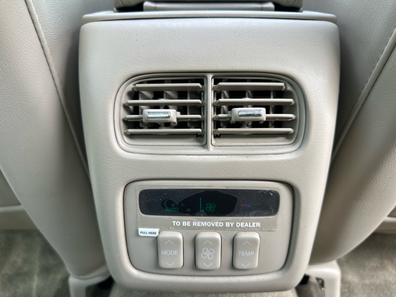 Cadillac DeVille Sedan 2002 Cadillac DeVille Sedan 2002