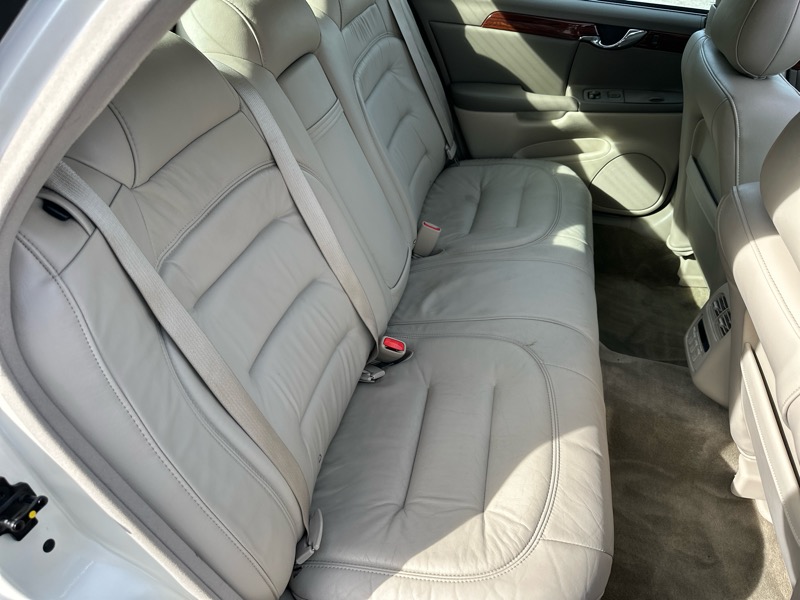 Cadillac DeVille Sedan 2002 Cadillac DeVille Sedan 2002