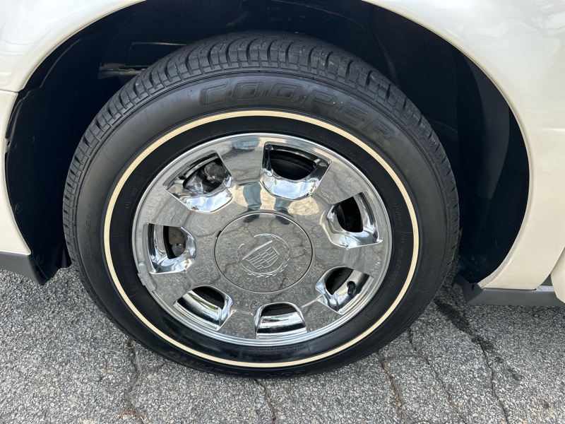 Cadillac DeVille Sedan 2002 Cadillac DeVille Sedan 2002