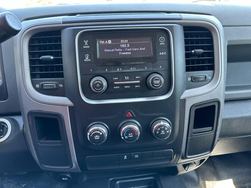 RAM 2500 ST 4WD 2014