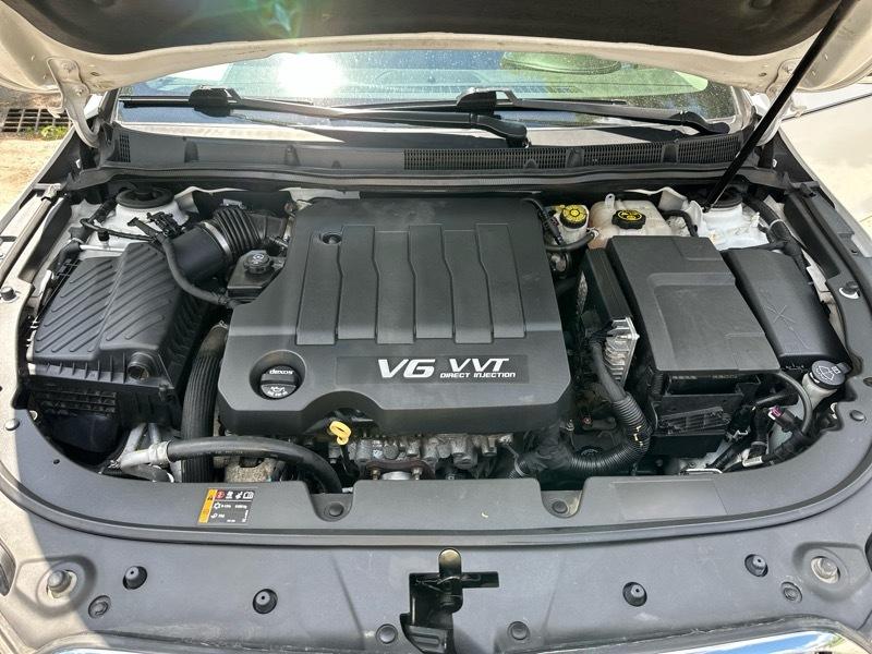 Buick LaCrosse Leather Package AWD 2016