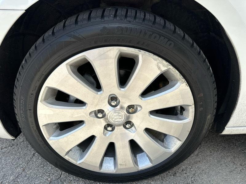 Buick LaCrosse Leather Package AWD 2016