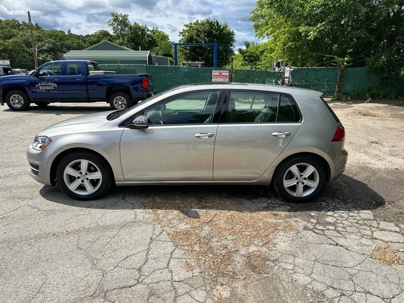 Volkswagen Golf TSI S 6A 2017