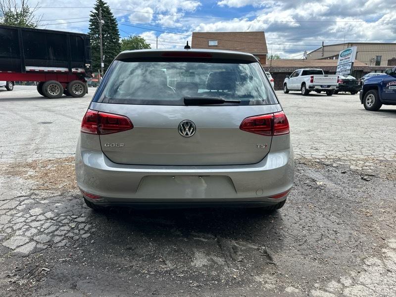 Volkswagen Golf TSI S 6A 2017