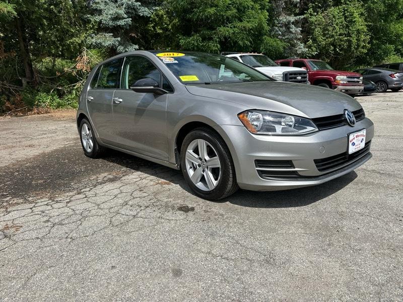 Volkswagen Golf TSI S 6A 2017