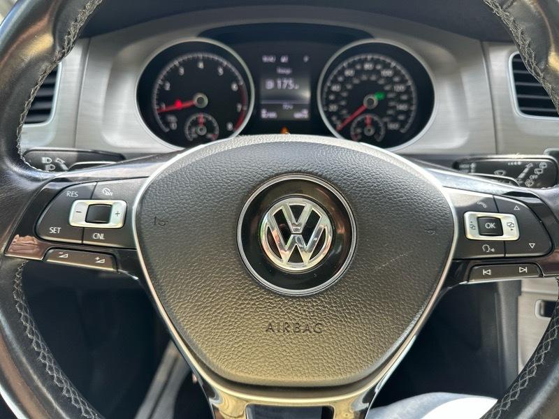 Volkswagen Golf TSI S 6A 2017