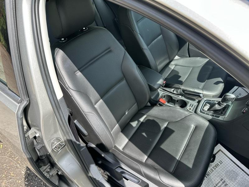 Volkswagen Golf TSI S 6A 2017