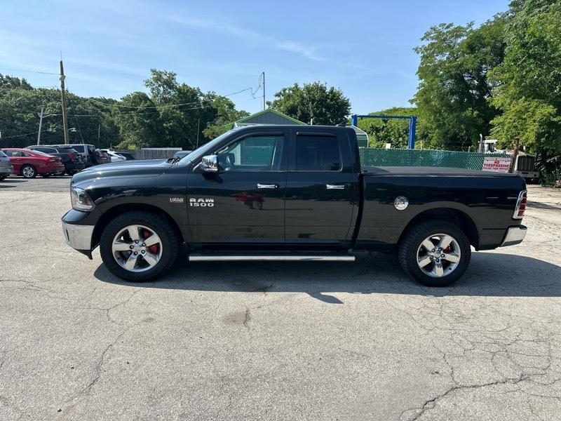 RAM 1500 Big Horn Quad Cab 4WD 2016