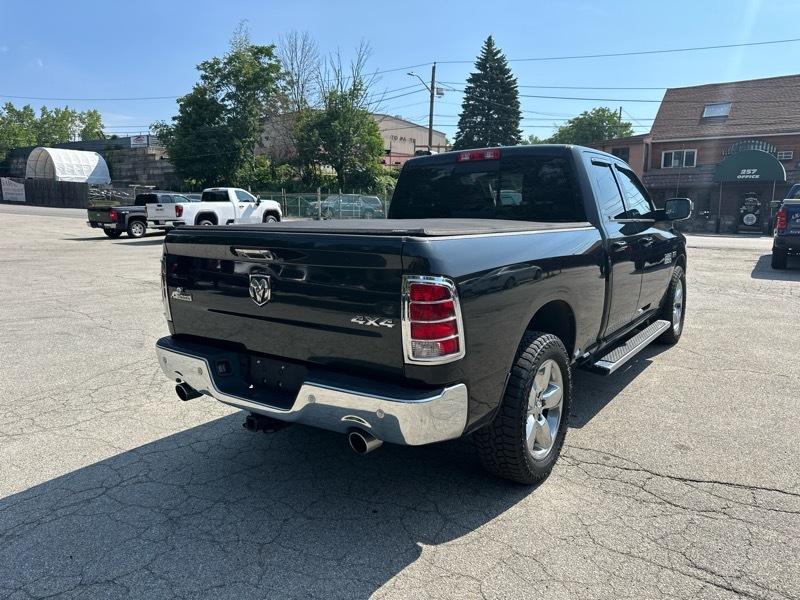 RAM 1500 Big Horn Quad Cab 4WD 2016