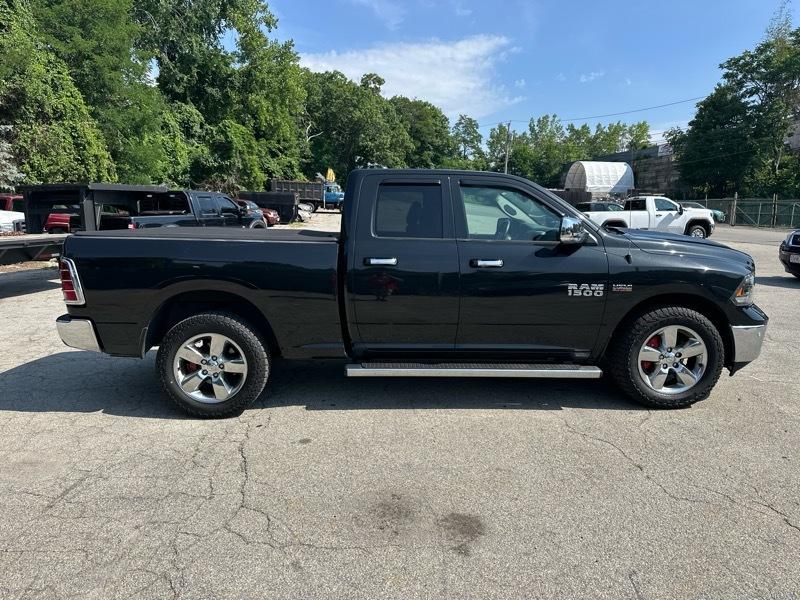 RAM 1500 Big Horn Quad Cab 4WD 2016