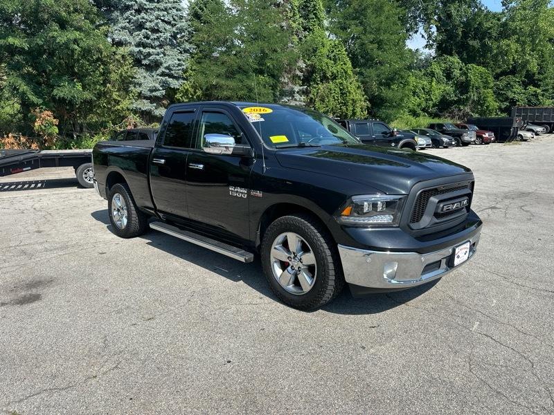 RAM 1500 Big Horn Quad Cab 4WD 2016