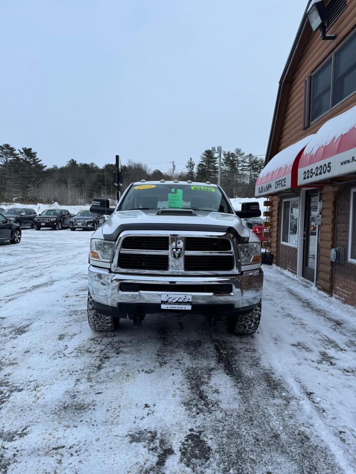 RAM 3500 ST Crew Cab SWB 4WD 2011