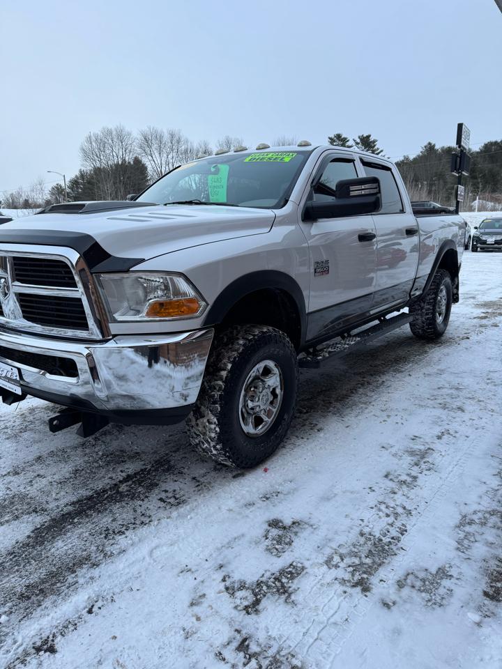 RAM 3500 ST Crew Cab SWB 4WD 2011