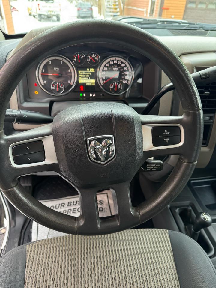 RAM 3500 ST Crew Cab SWB 4WD 2011