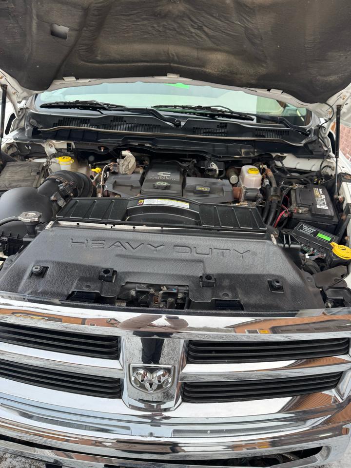 RAM 3500 ST Crew Cab SWB 4WD 2011