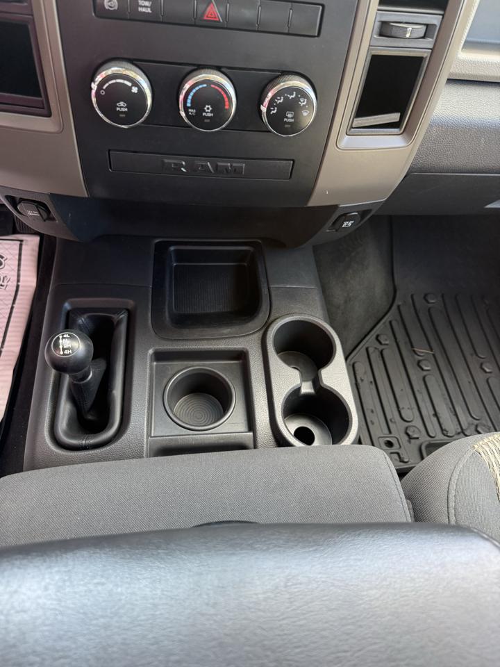 RAM 3500 ST Crew Cab SWB 4WD 2011