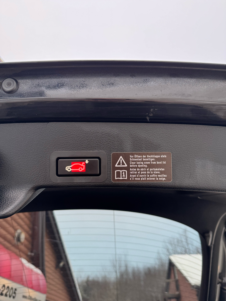 BMW X6 AWD 4dr 50i 2010