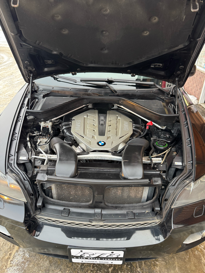 BMW X6 AWD 4dr 50i 2010