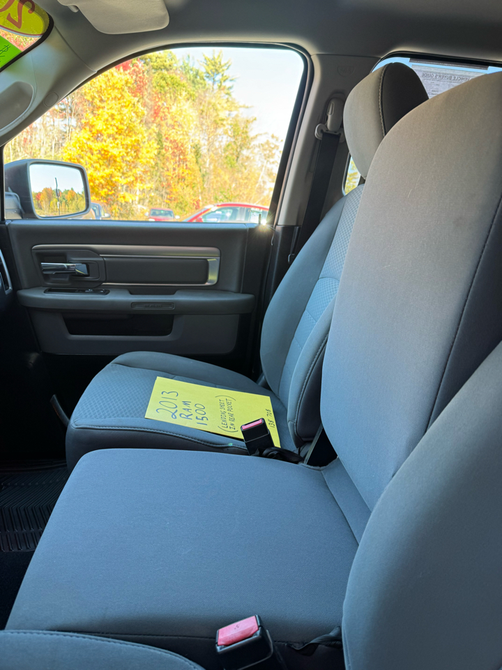 RAM 1500 4WD Quad Cab 140.5" SLT 2013 RAM 1500 4WD Quad Cab 140.5" SLT 2013