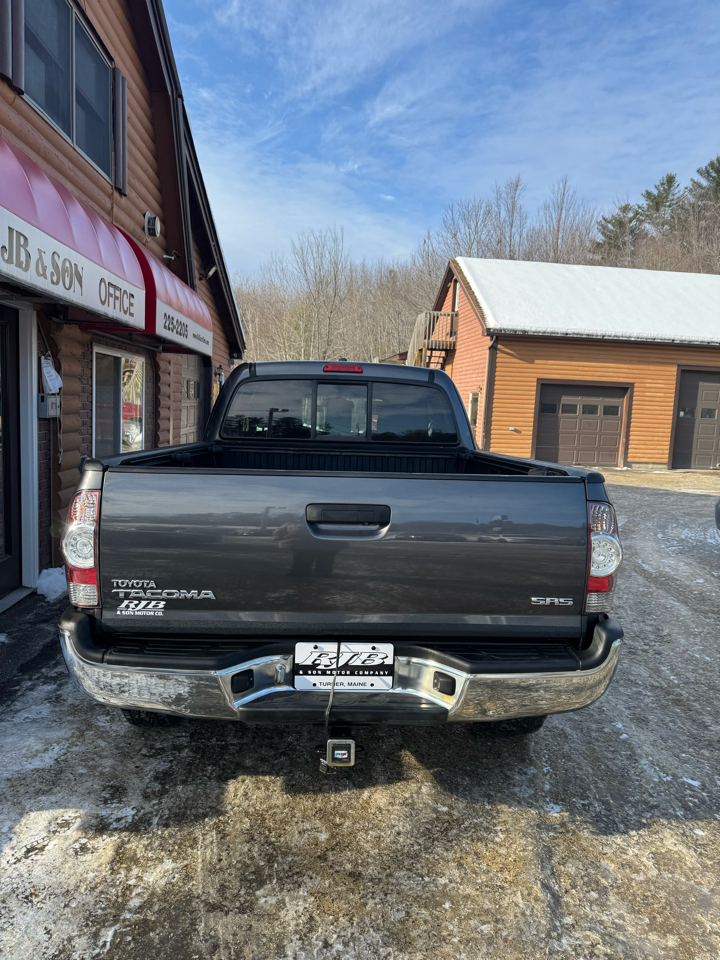 Toyota Tacoma 4WD Access I4 MT (Natl) 2010