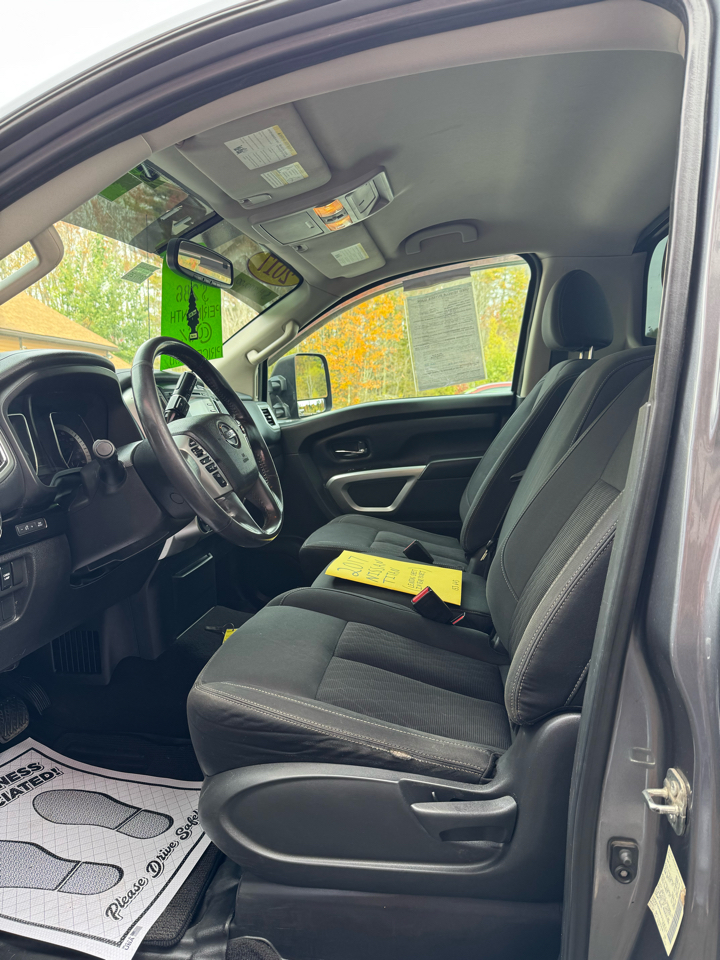 Nissan Titan XD 4x4 Diesel Single Cab SV 2017 Nissan Titan XD 4x4 Diesel Single Cab SV 2017