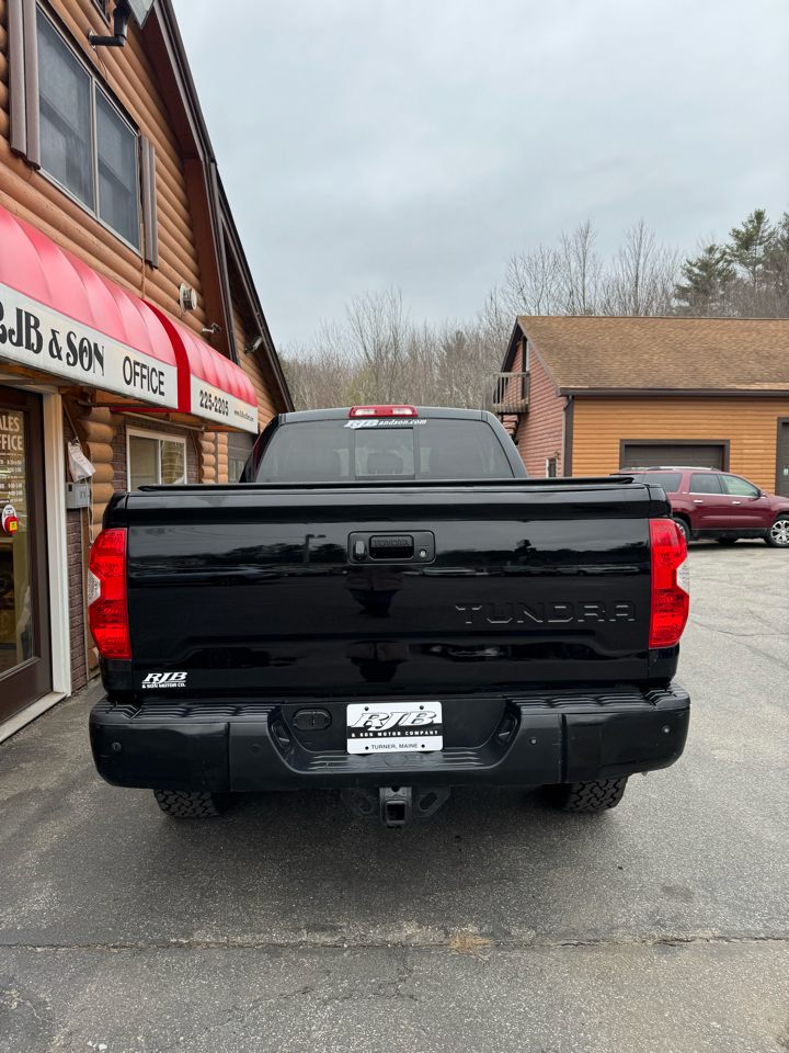 Toyota Tundra 4WD Limited Double Cab 6.5' Bed 5.7L (Natl) 2017