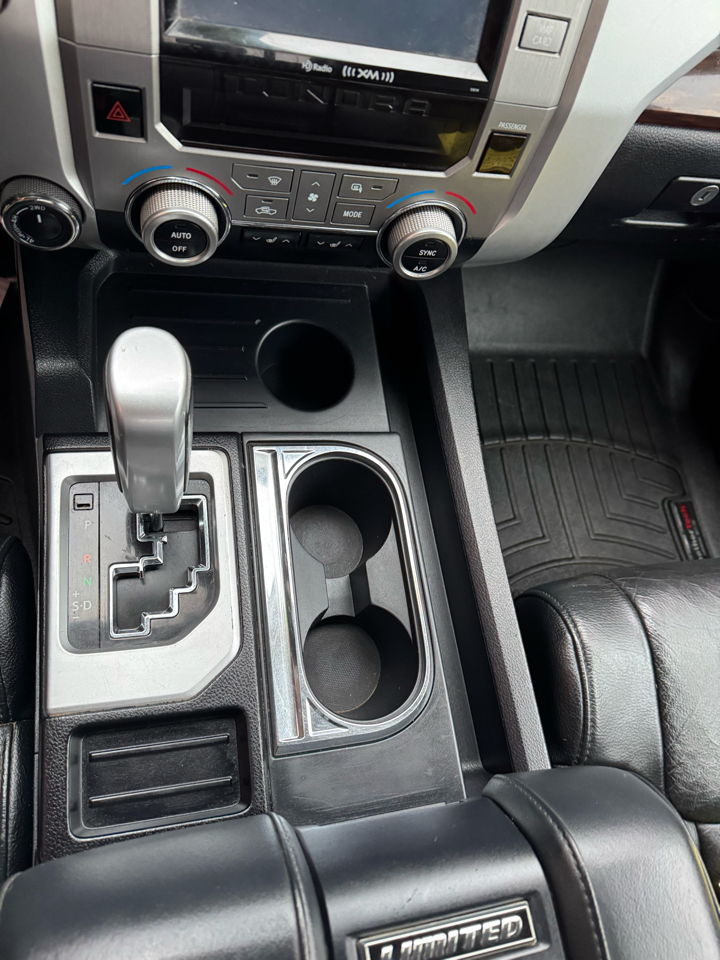 Toyota Tundra 4WD Limited Double Cab 6.5' Bed 5.7L (Natl) 2017