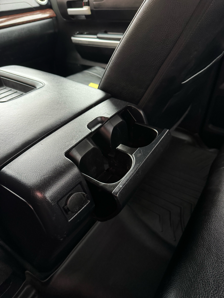 Toyota Tundra 4WD Limited Double Cab 6.5' Bed 5.7L (Natl) 2017