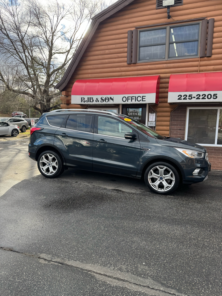 Ford Escape Titanium 4WD 2019