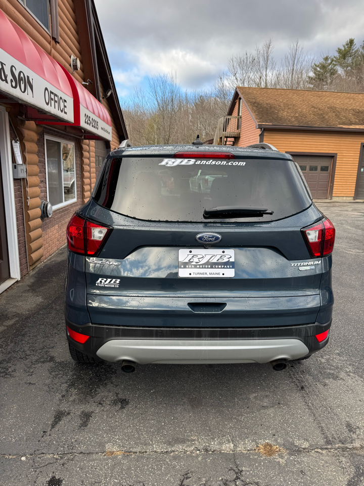 Ford Escape Titanium 4WD 2019