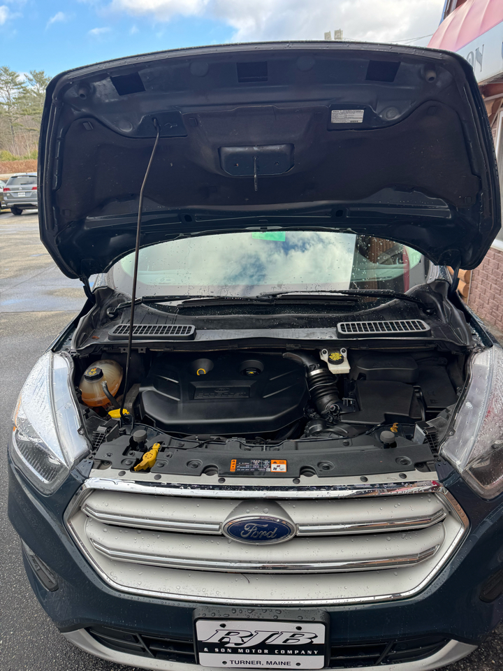 Ford Escape Titanium 4WD 2019