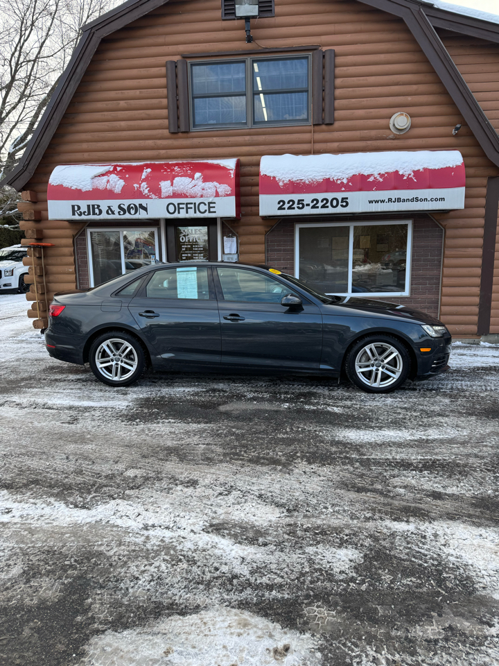Audi A4 2.0 TFSI Auto Premium quattro AWD 2017