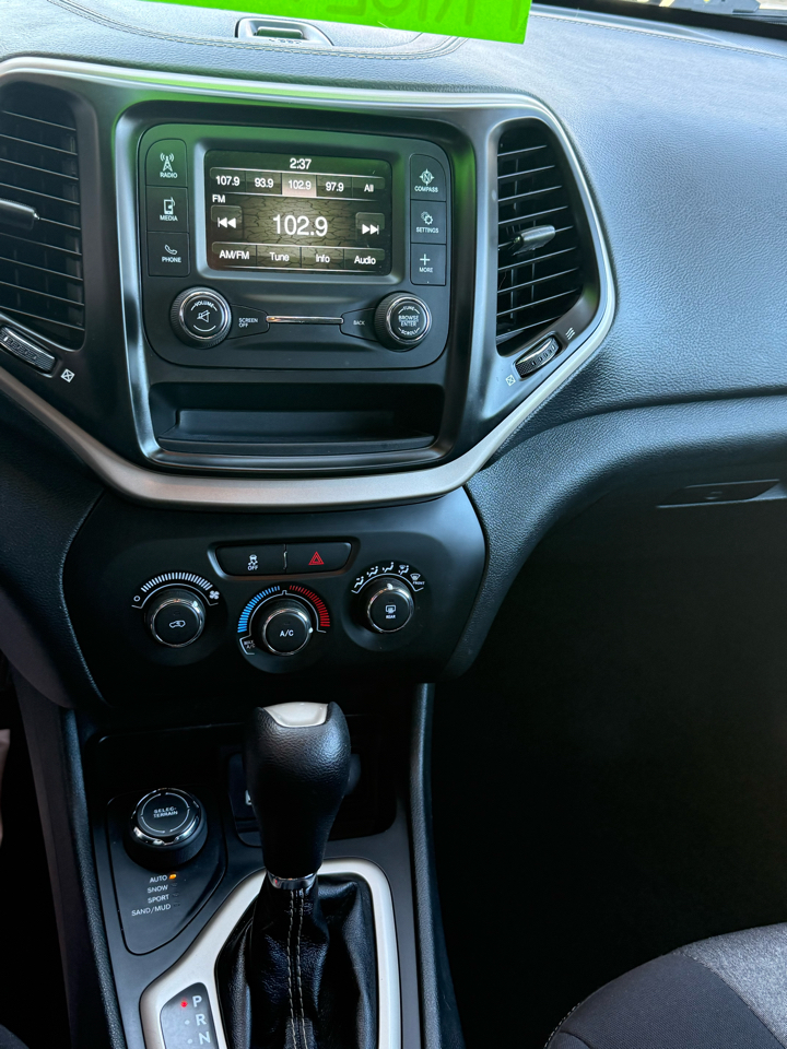 Jeep Cherokee 4WD 4dr Sport 2016