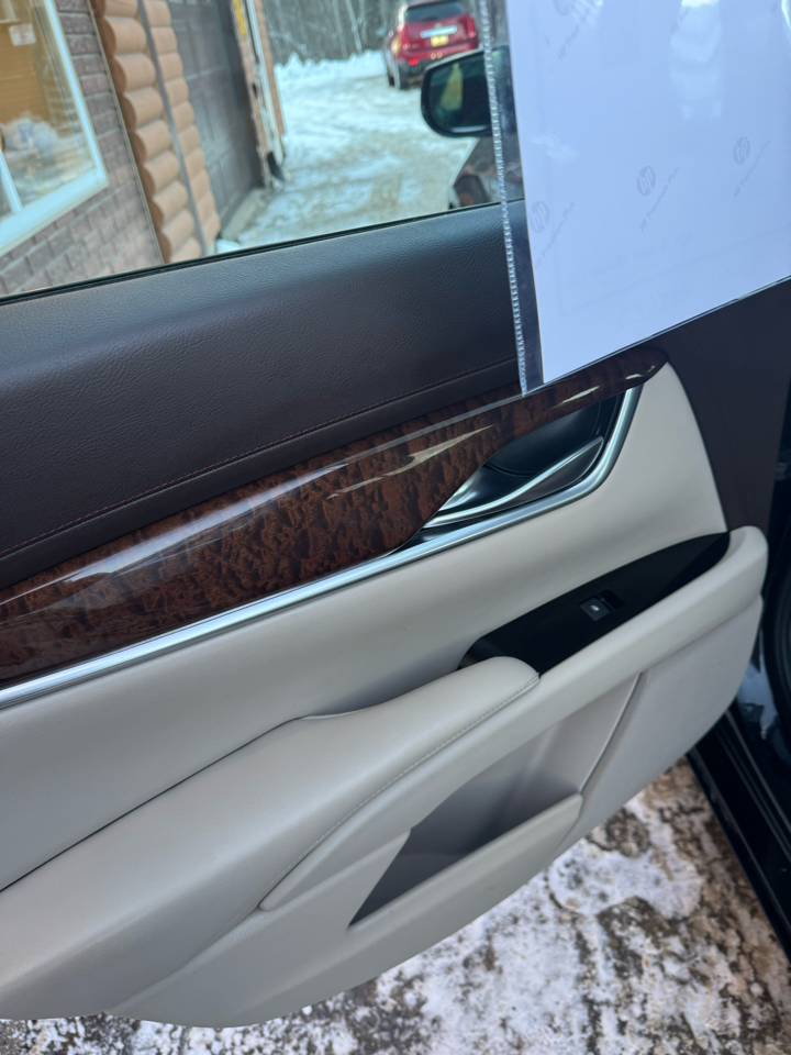 Cadillac XTS 4dr Sdn Platinum AWD 2013