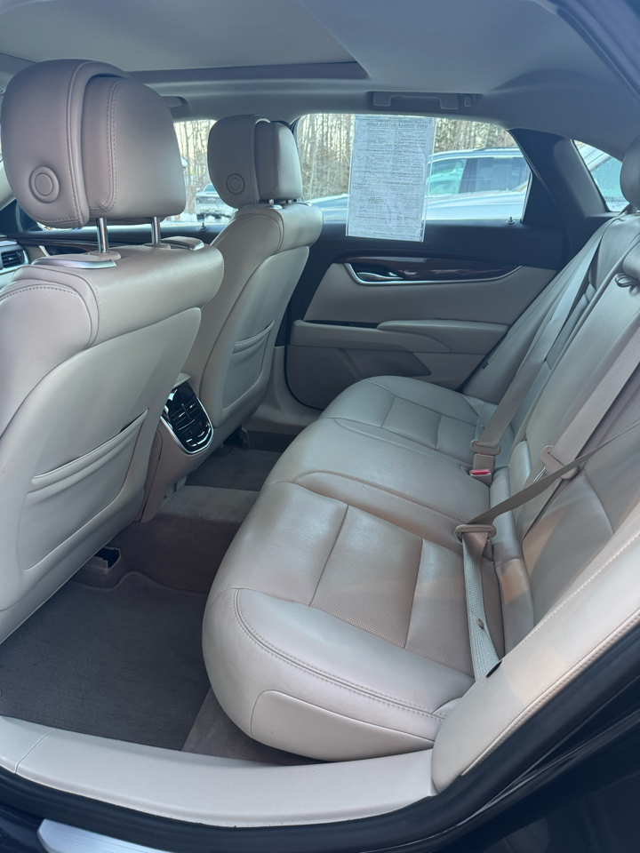 Cadillac XTS 4dr Sdn Platinum AWD 2013