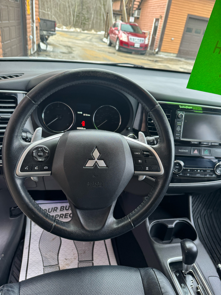 Mitsubishi Outlander 4WD 4dr GT 2015