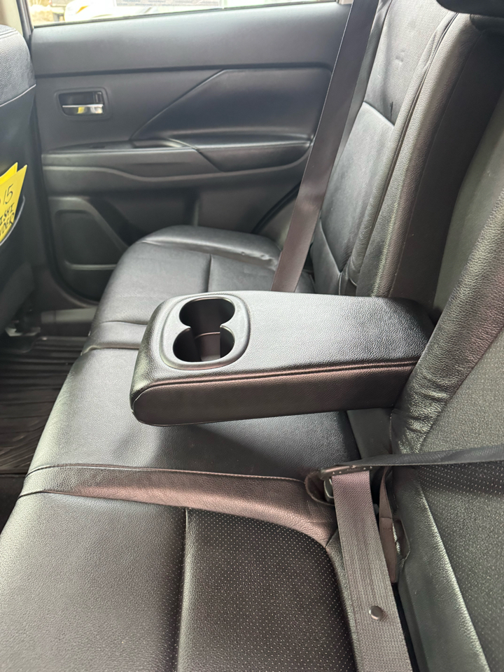 Mitsubishi Outlander 4WD 4dr GT 2015